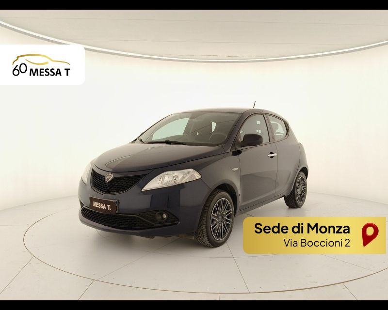 Lancia Ypsilon Ypsilon 1.0 hybrid Silver s&s 70cv - Messa