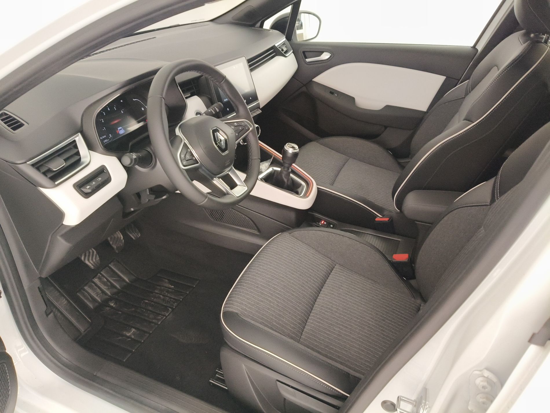 RENAULT Clio V 2019 Clio 5 Porte 1.0 TCe Intens my21 - Messa